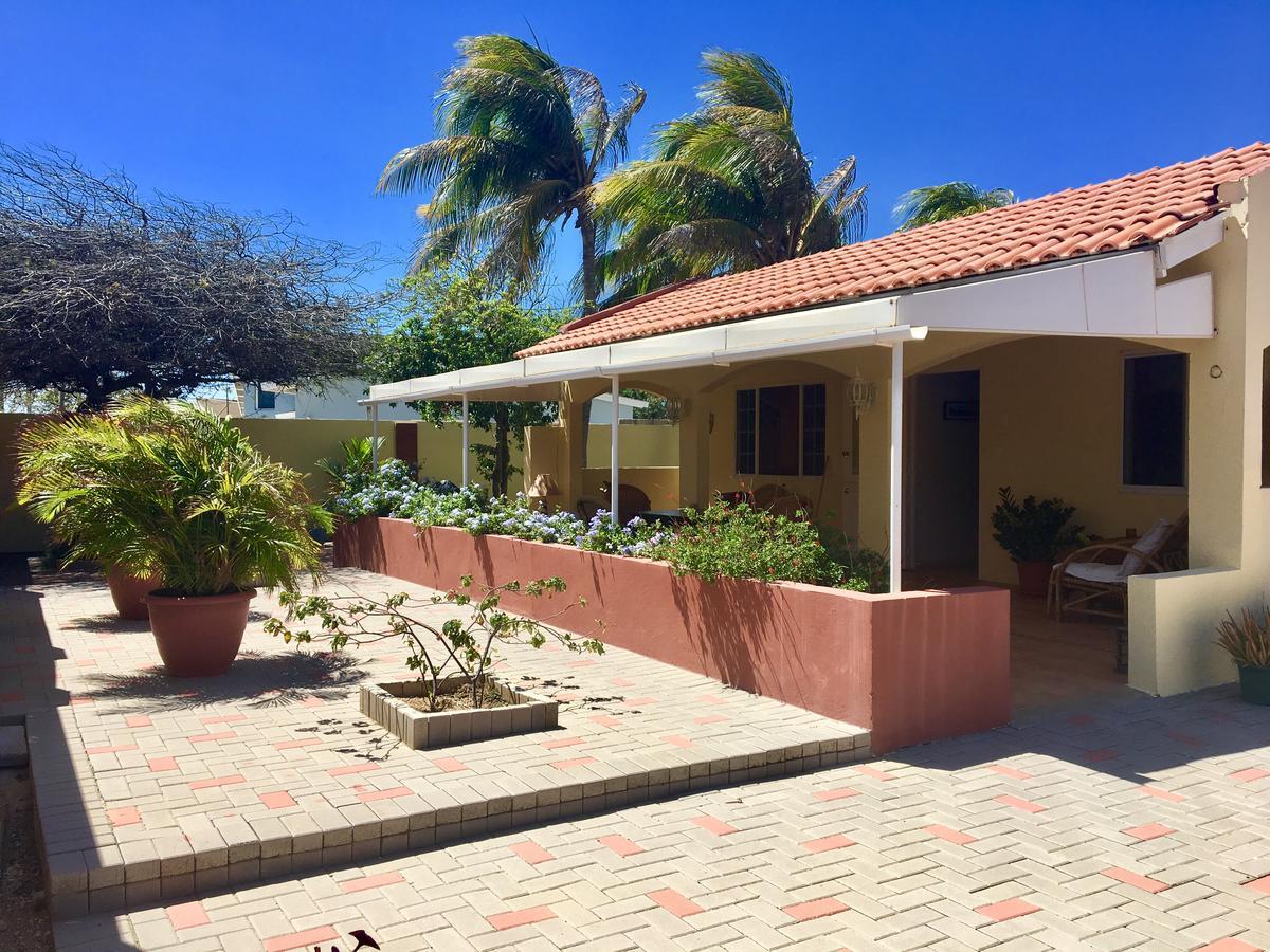 Apartament Bubali Gardens Palm Beach Zewnętrze zdjęcie